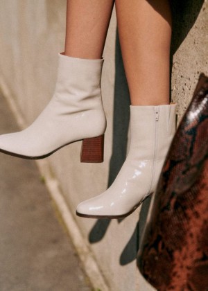 White Sézane Axelle Women's Ankle Boots | USA QJP-205367